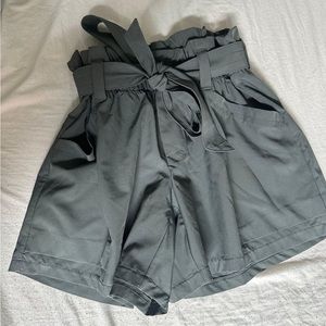 Green Tie Paperbag Shorts